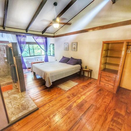 Caribe Town Bungalows Puerto Viejo de Talamanca Εξωτερικό φωτογραφία