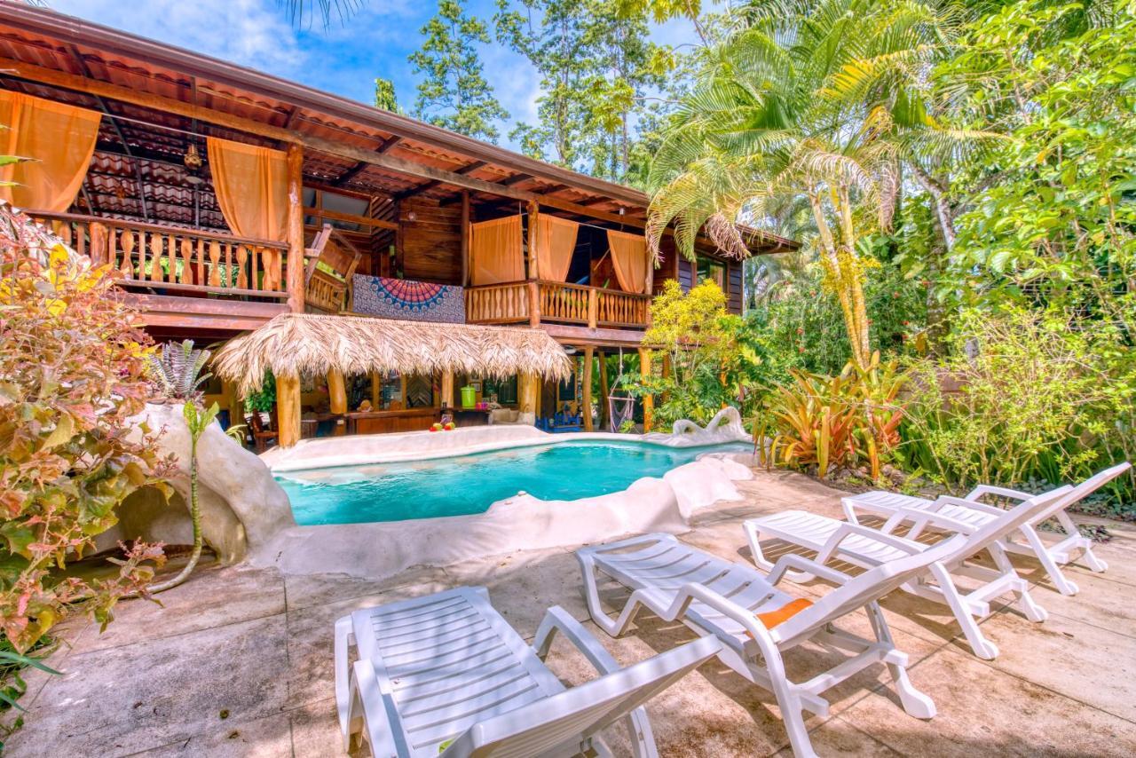 Caribe Town Bungalows Puerto Viejo de Talamanca Εξωτερικό φωτογραφία